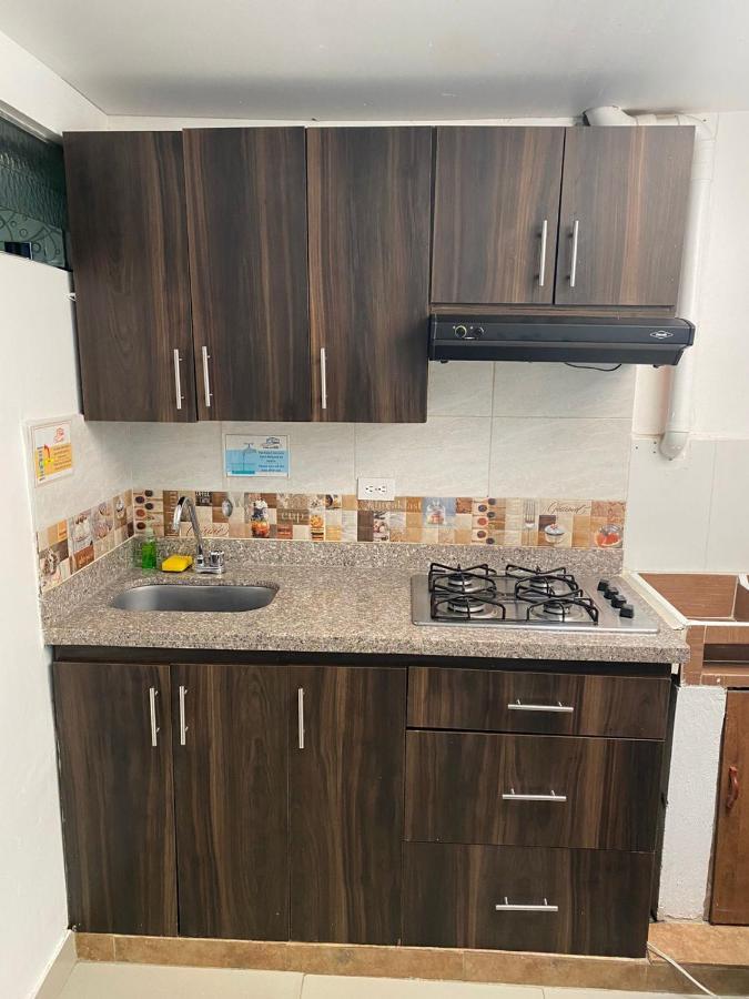Casa Estadio Medellin ! Apartamentos Renovados En Excelente Ubicacion Laureles Estadio 外观 照片